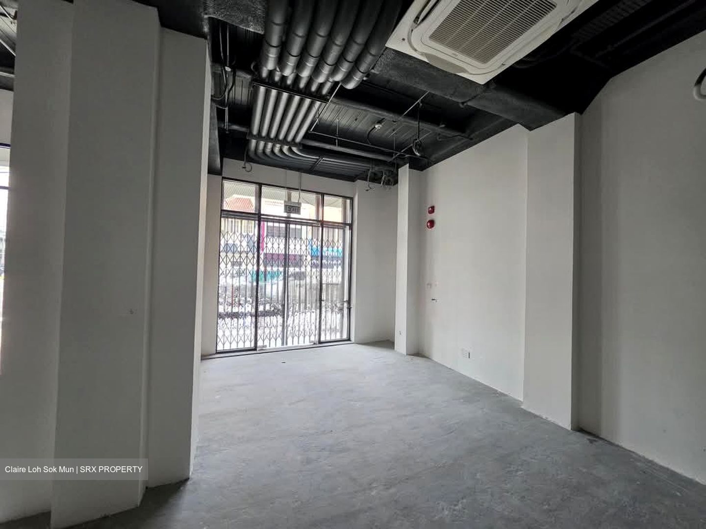 Serangoon Road (D8), Shop House #584325961